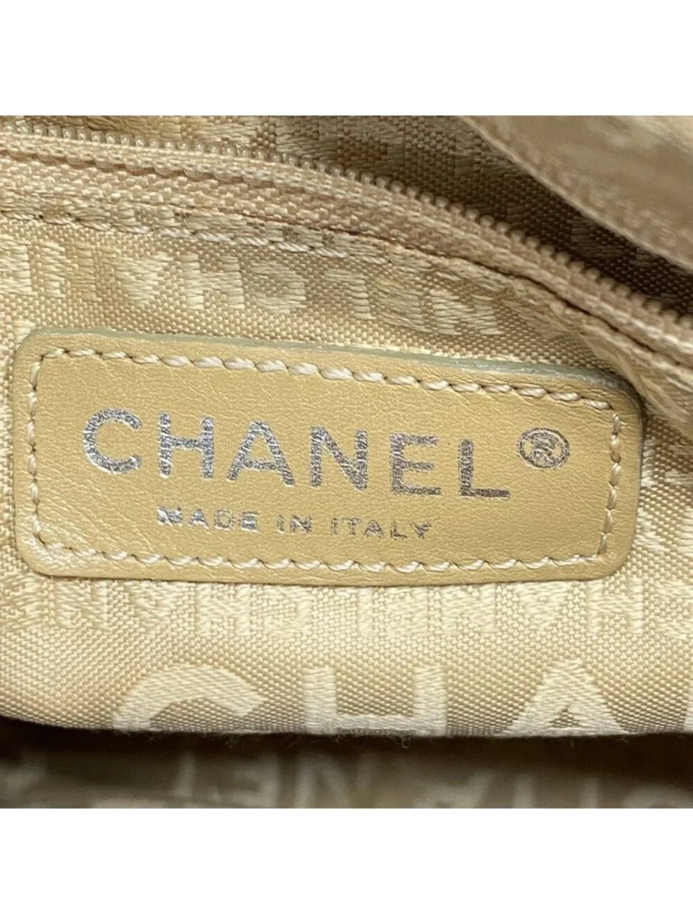 Chanel Shoulder Bag Lambskin Beige Silver - Picture 5 of 10